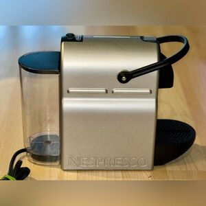 Nespresso Inissia Espresso Machine. Gray